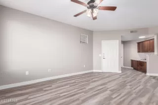 Photo #6: 6174655 Listing