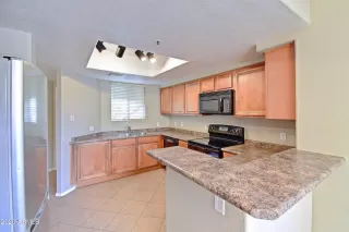 Photo #4: 6174956 Listing