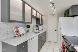 Photo #5: 6174964 Listing 