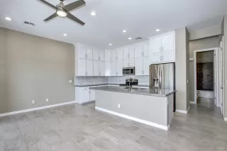 Photo #3: 6175096 Listing 