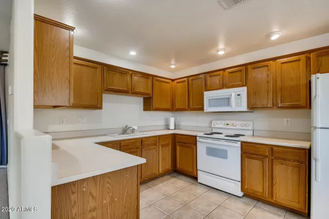 MLS: 6175139 Condo For Sale