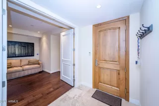 Photo #2: 6175437 Listing