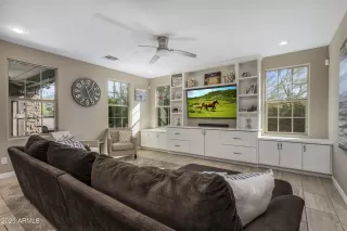 Photo #3: 6175641 Listing