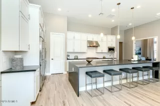 Photo #5: 6175663 Listing 