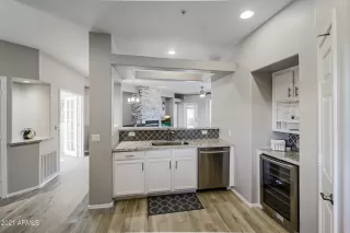 Photo #5: 6175681 Listing 