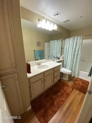 Photo #2: 6175788 Listing