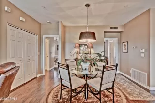 Photo #6: 6176080 Listing