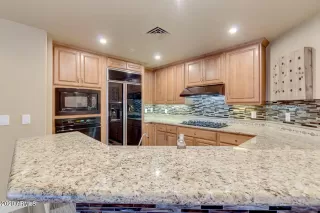Photo #1: 6176099 Listing 