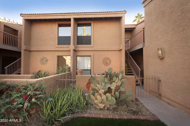 MLS: 6176117 Condo For Sale