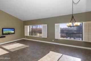 Photo #6: 6176117 Listing 