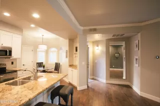 Photo #2: 6176154 Listing 