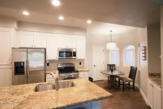 Photo #3: 6176154 Listing 