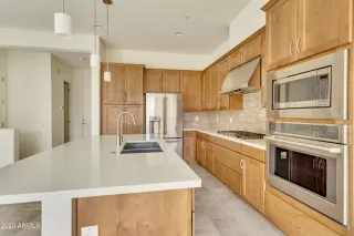 Photo #6: 6176250 Listing