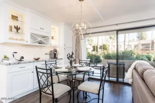 Photo #5: 6176536 Listing 