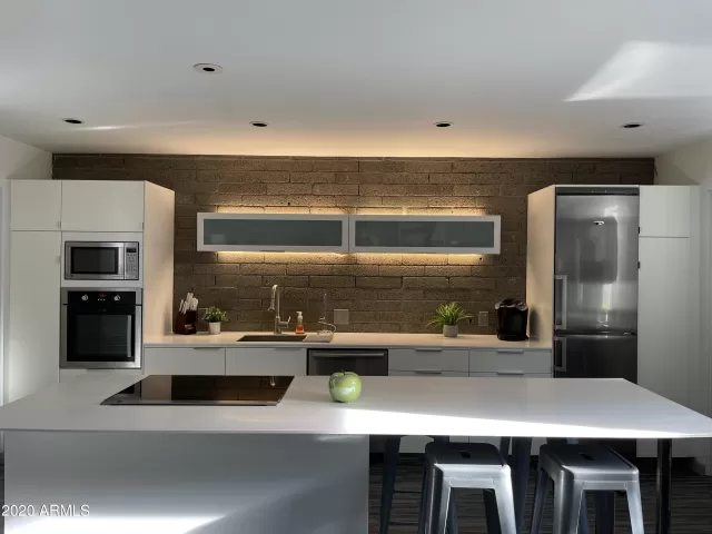 MLS: 6176633 Condo For Sale