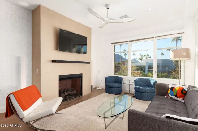 MLS: 6176671 Condo For Sale