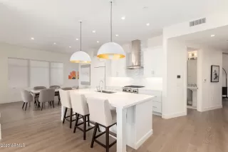 Photo #3: 6176671 Listing