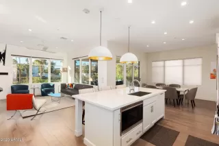 Photo #6: 6176671 Listing