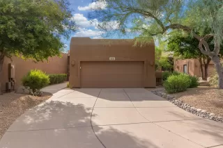 Photo #4: 6176943 Listing