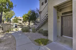 Photo #2: 6177176 Listing