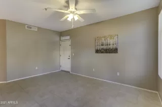 Photo #4: 6177176 Listing