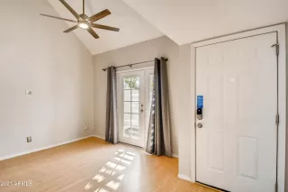 Photo #5: 6177262 Listing 
