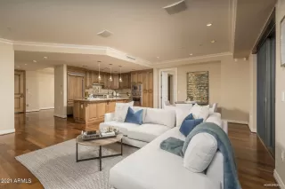 Photo #3: 6177268 Listing 