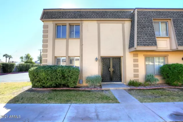 MLS: 6177449 Condo For Sale