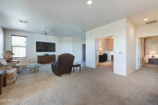 Photo #4: 6177495 Listing