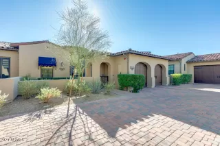 Photo #2: 6177729 Listing