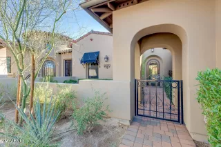 Photo #3: 6177729 Listing