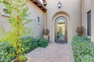 Photo #6: 6177729 Listing