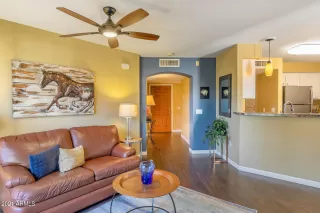 Photo #6: 6177966 Listing
