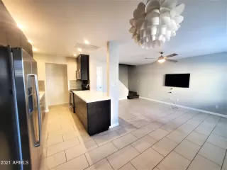 Photo #2: 6177995 Listing 