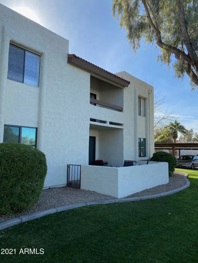 MLS: 6178101 Condo For Sale
