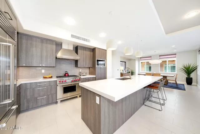 MLS: 6178192 Condo For Sale