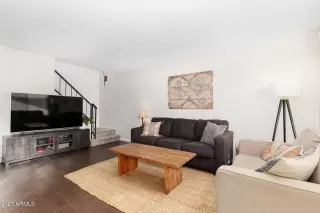 Photo #5: 6178199 Listing 