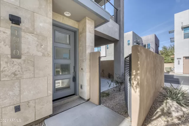 MLS: 6178218 Condo For Sale
