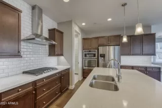 Photo #6: 6178218 Listing 