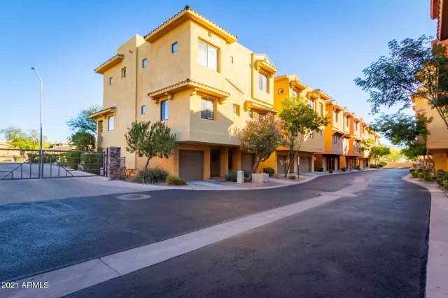 MLS: 6178233 Condo For Sale