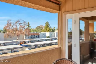 Photo #2: 6178431 Listing 