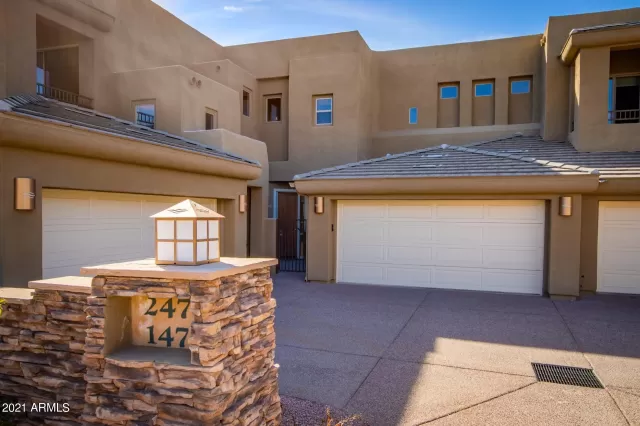 MLS: 6178542 Condo For Sale