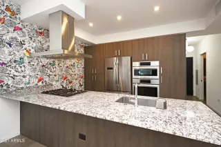 Photo #1: 6178590 Listing