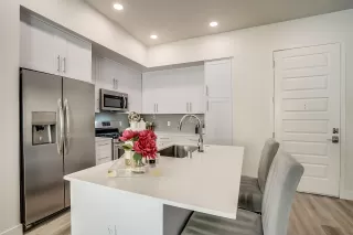 Photo #3: 6178757 Listing