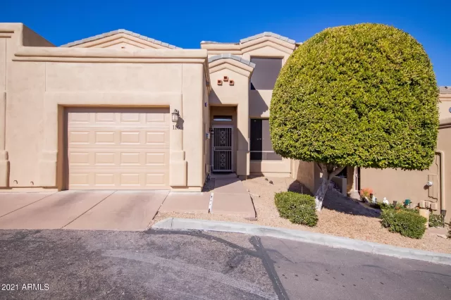 MLS: 6178911 Condo For Sale