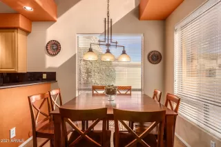 Photo #5: 6178911 Listing