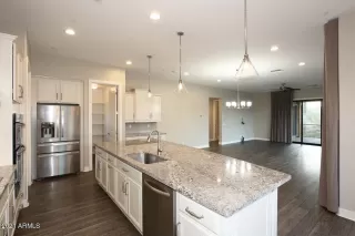 Photo #6: 6179220 Listing 