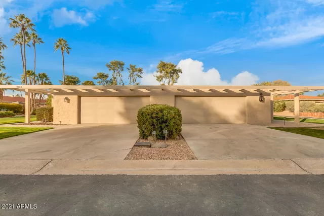 MLS: 6179508 Condo For Sale