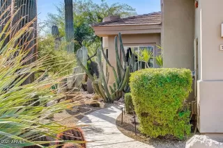 Photo #2: 6179758 Listing 