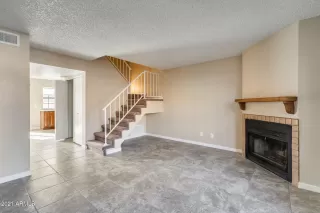 Photo #5: 6179907 Listing